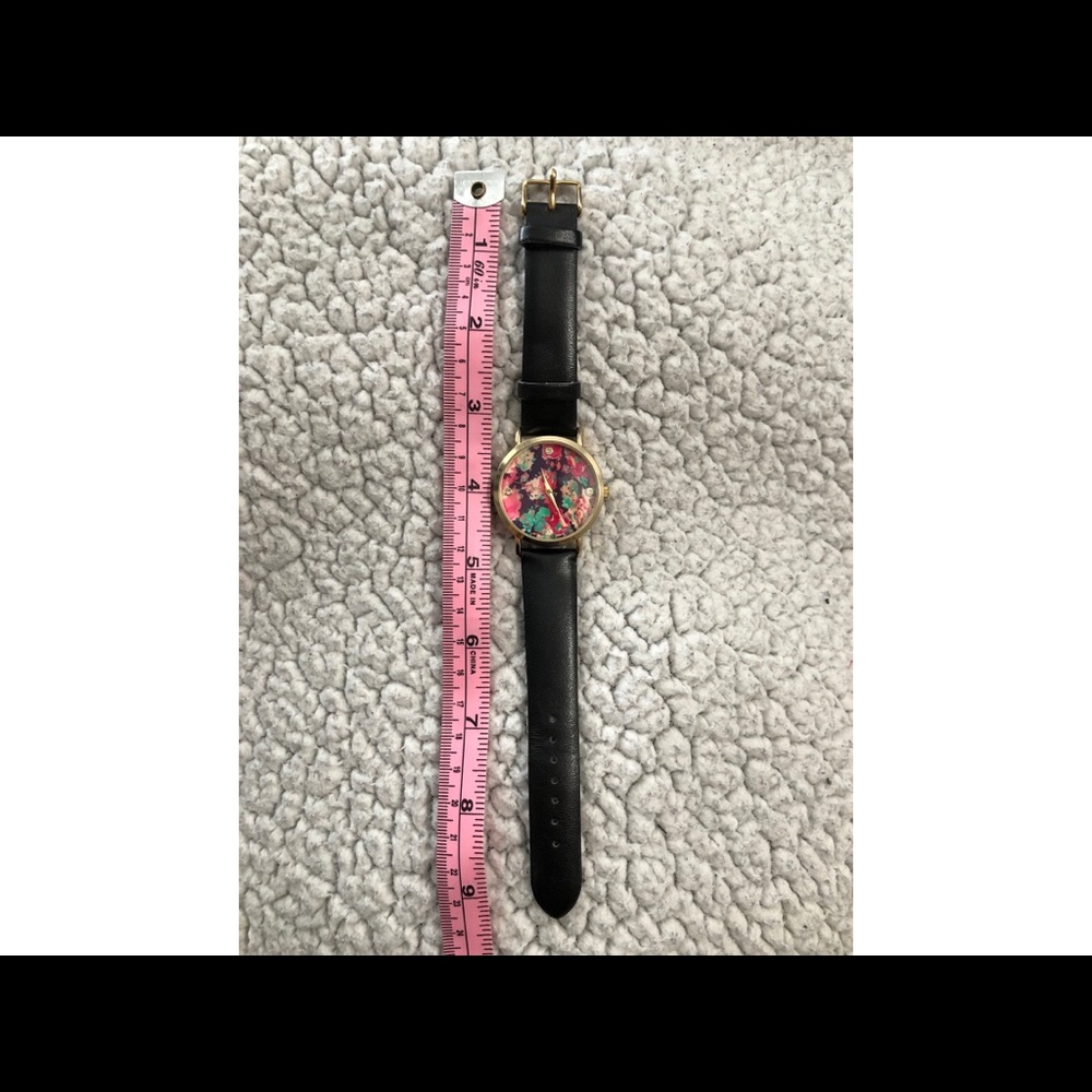 Floral Watch - Picture 3 of 3